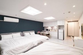 moon apartment